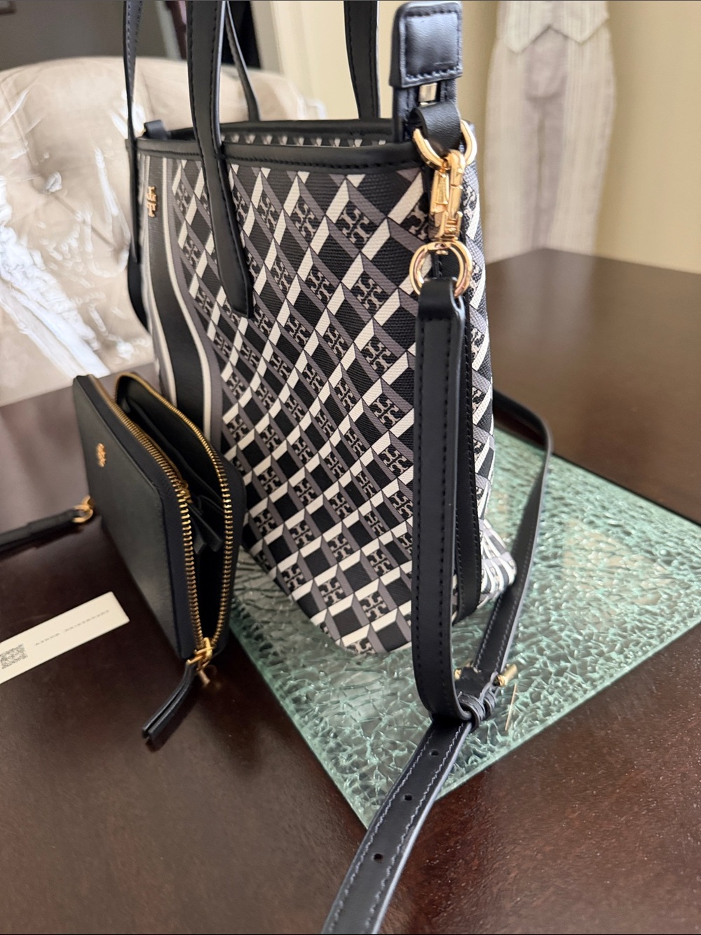 Tory Burch Black and White Geometric Logo Tote with Matching Wallet - Picture 4 of 15